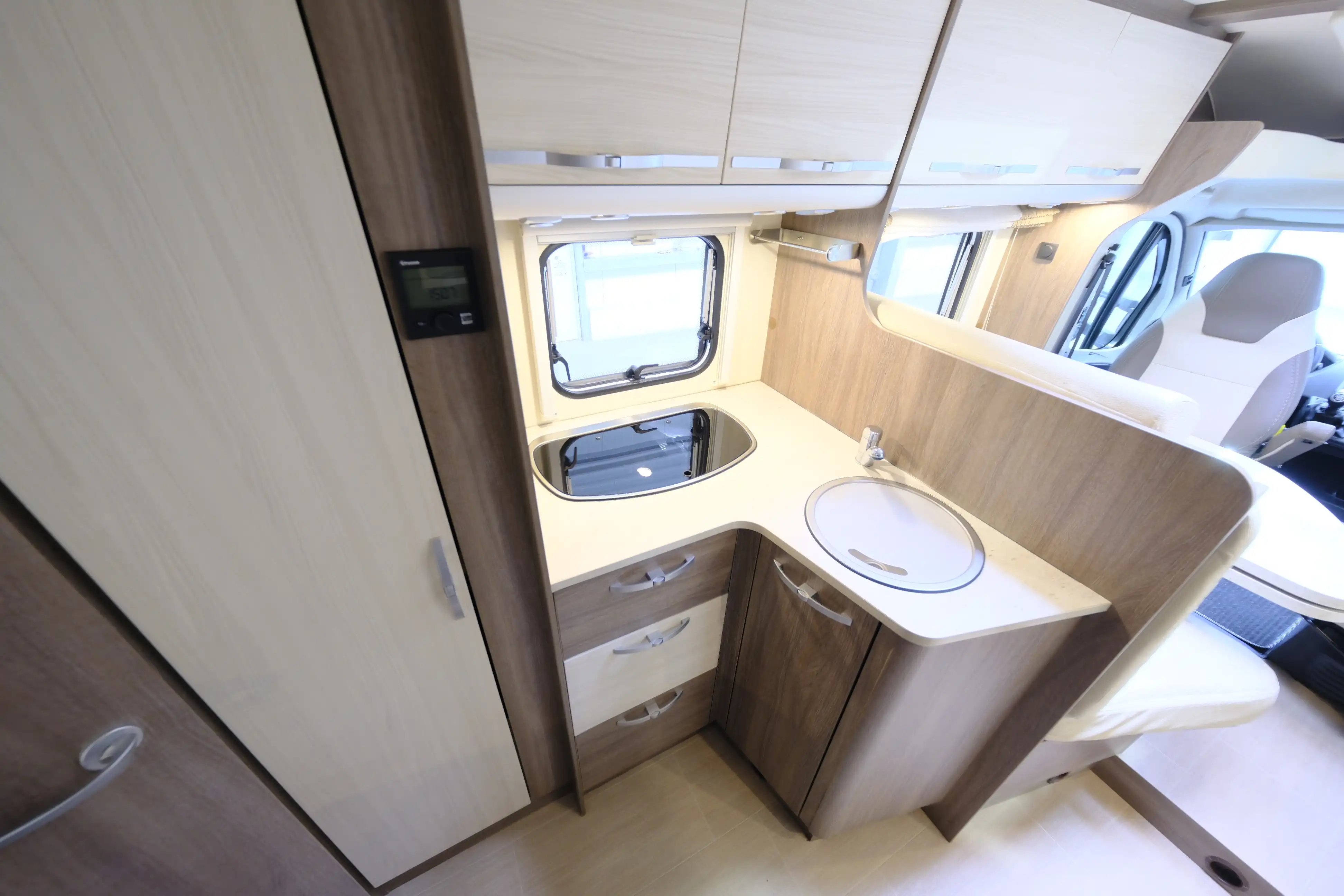 BUERSTNER Nexxo Time t 660 Summer - Ansicht 11